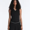 T-shirt senza maniche con scollo a V T-shirt senza maniche con scollo a V