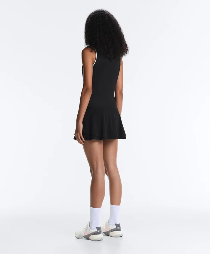 T-shirt senza maniche con scollo a V T-shirt senza maniche con scollo a V