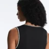 T-shirt senza maniche con scollo a V T-shirt senza maniche con scollo a V