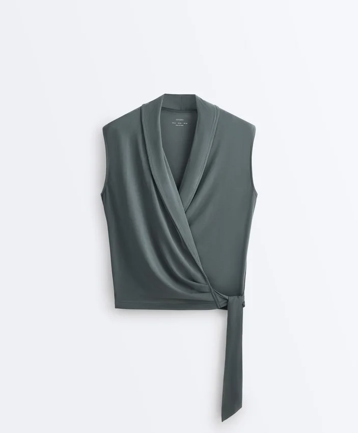 T-shirt senza maniche con scollo incrociato in misto modal T-shirt senza maniche con scollo incrociato in misto modal