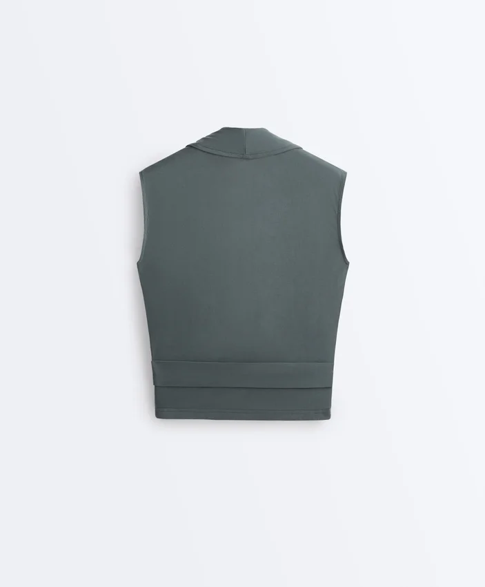 T-shirt senza maniche con scollo incrociato in misto modal T-shirt senza maniche con scollo incrociato in misto modal