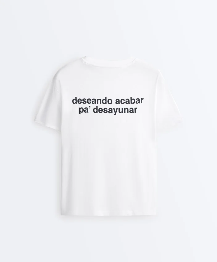 T-shirt squadrata in misto cotone con slogan T-shirt squadrata in misto cotone con slogan
