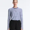 T-shirt tecnica a maniche lunghe a righe T-shirt tecnica a maniche lunghe a righe