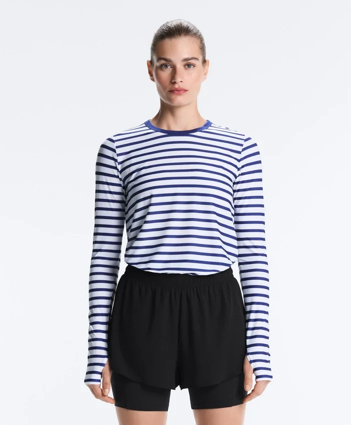 T-shirt tecnica a maniche lunghe a righe T-shirt tecnica a maniche lunghe a righe