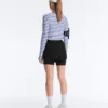 T-shirt tecnica a maniche lunghe a righe T-shirt tecnica a maniche lunghe a righe