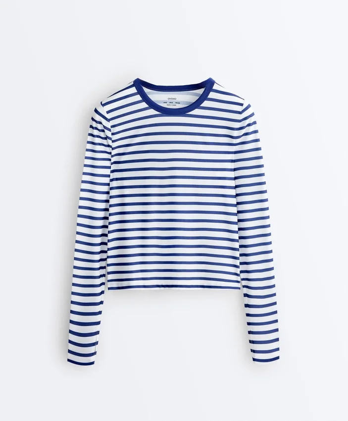 T-shirt tecnica a maniche lunghe a righe T-shirt tecnica a maniche lunghe a righe