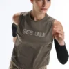 T-shirt tecnica senza maniche con scritta T-shirt tecnica senza maniche con scritta