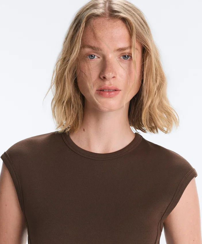 Top a maniche corte a costine in cotone e modal Top a maniche corte a costine in cotone e modal