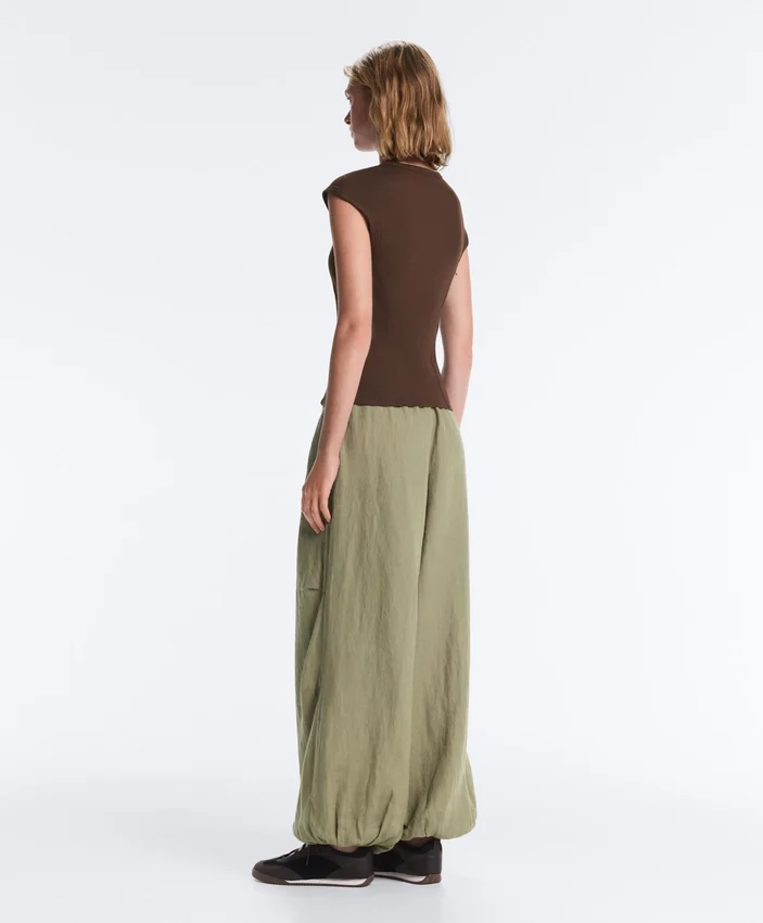 Top a maniche corte a costine in cotone e modal Top a maniche corte a costine in cotone e modal
