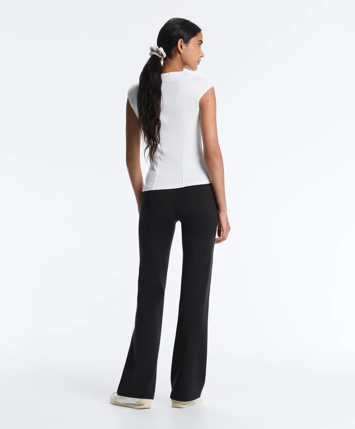 Top a maniche corte a costine in cotone e modal Top a maniche corte a costine in cotone e modal