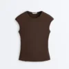 Top a maniche corte a costine in cotone e modal Top a maniche corte a costine in cotone e modal