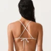 Top a triangolo a righe lavorato all’uncinetto per il Bikini Top a triangolo a righe lavorato all’uncinetto per il Bikini