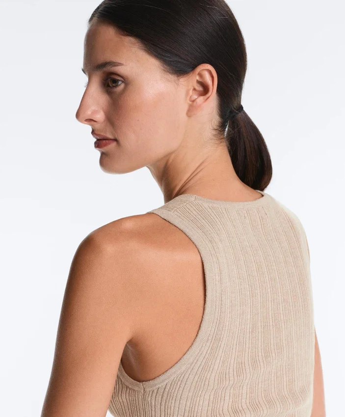 Top aderente in maglia a coste Top aderente in maglia a coste
