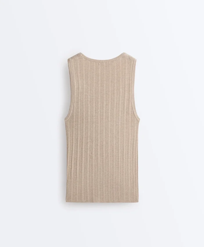 Top aderente in maglia a coste Top aderente in maglia a coste