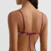 Top bikini a triangolo a righe testurizzate