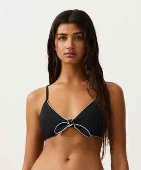 Top bikini a triangolo con bordino e lacci