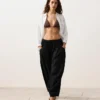 Top bikini a triangolo con stampa leopardata Top bikini a triangolo con stampa leopardata
