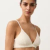 Top bikini a triangolo in crochet con texture a bolle Top bikini a triangolo in crochet con texture a bolle