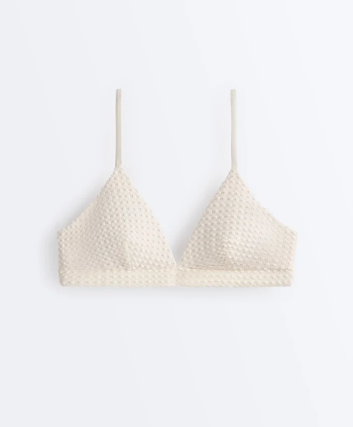 Top bikini a triangolo in crochet con texture a bolle Top bikini a triangolo in crochet con texture a bolle