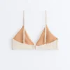 Top bikini a triangolo in crochet con texture a bolle Top bikini a triangolo in crochet con texture a bolle