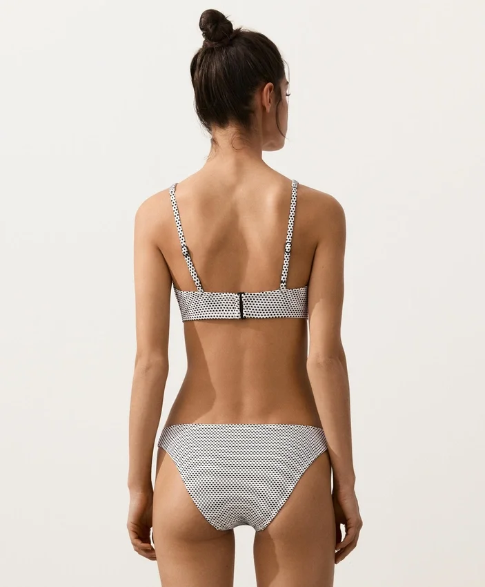 Slip bikini classico in jacquard a pois Slip bikini classico in jacquard a pois