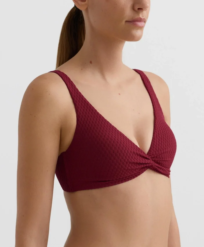 Top bikini halter in jacquard a mini quadri Top bikini halter in jacquard a mini quadri
