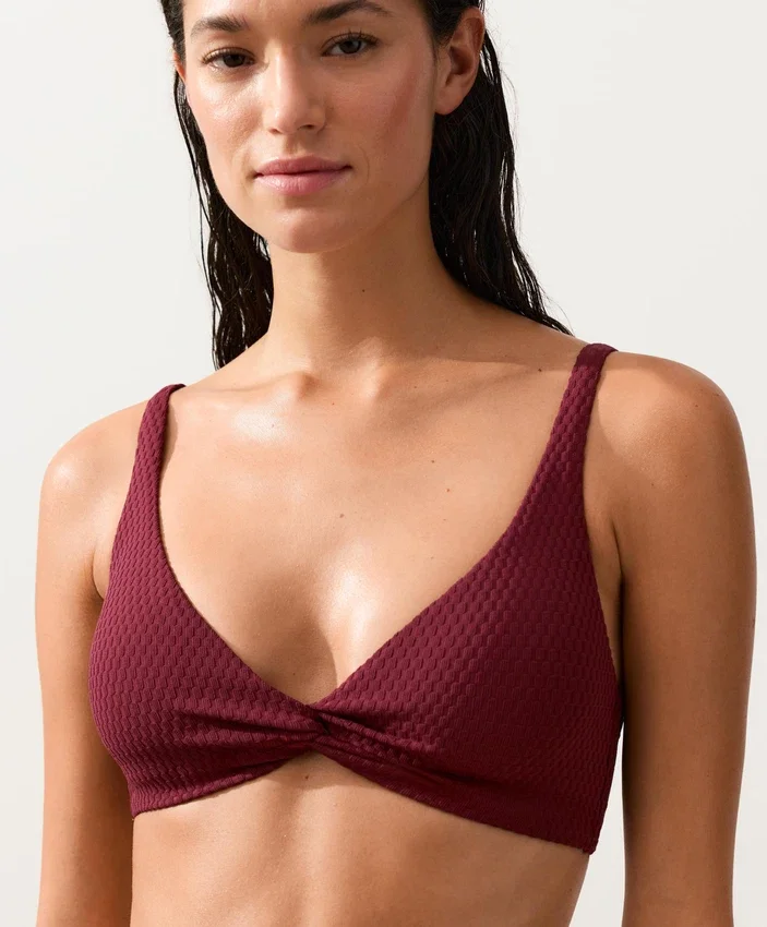 Top bikini halter in jacquard a mini quadri Top bikini halter in jacquard a mini quadri