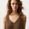 Top con spalline e scollo a V in 100% cotone Top con spalline e scollo a V in 100% cotone