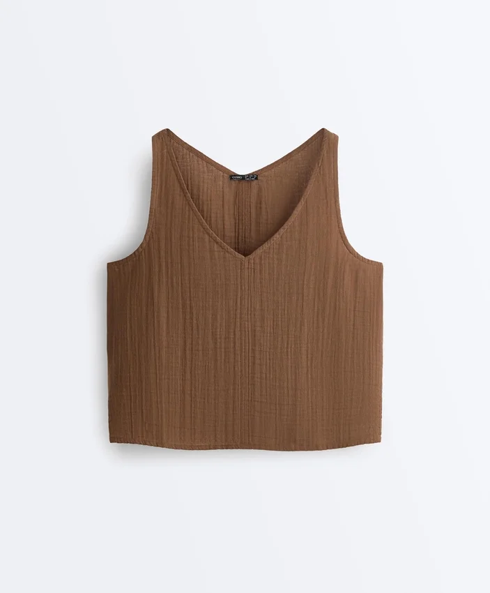 Top con spalline e scollo a V in 100% cotone Top con spalline e scollo a V in 100% cotone