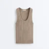 Top in maglia a coste