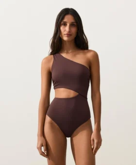 Trikini con spalline asimmetriche