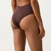 Trikini con spalline asimmetriche Trikini con spalline asimmetriche