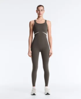 Tuta compressiva riflettente