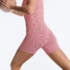 Tuta intera a righe Comfortlux in pantaloncini Tuta intera a righe Comfortlux in pantaloncini
