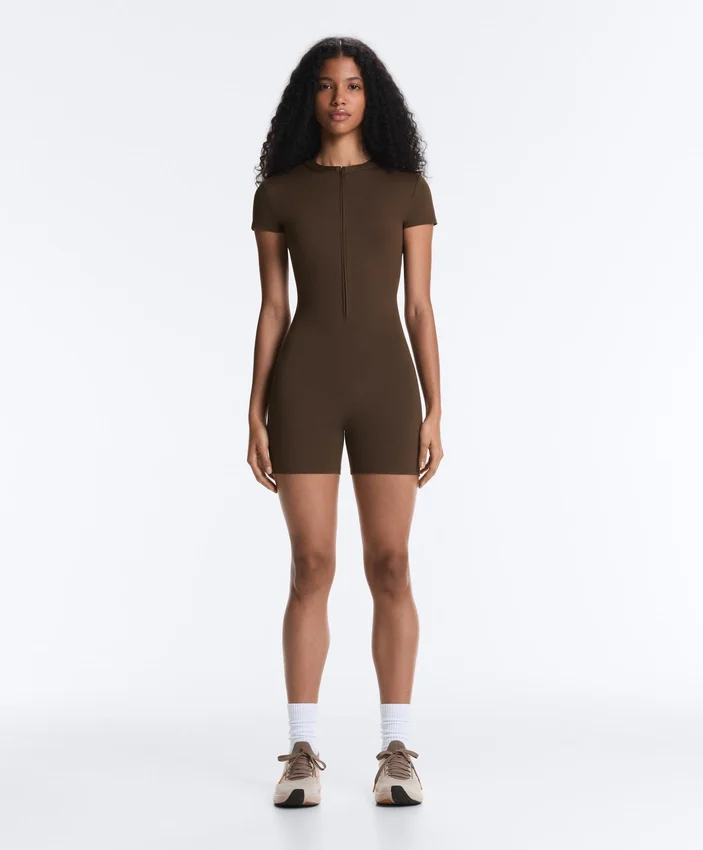 Tuta intera con zip Comfortlux in pantaloncini Tuta intera con zip Comfortlux in pantaloncini