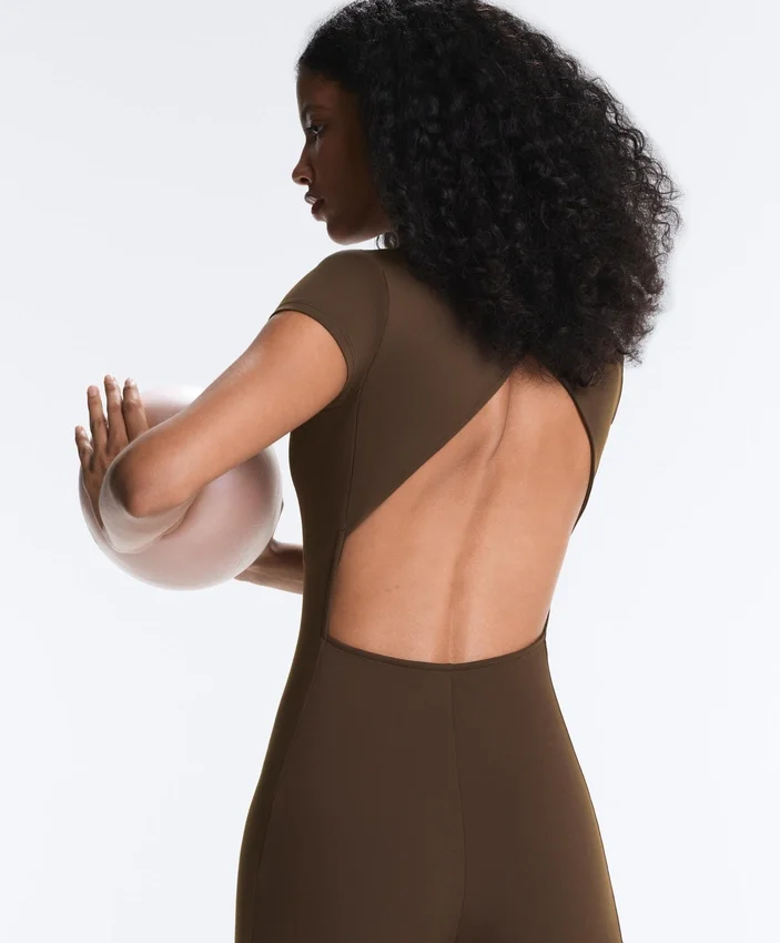 Tuta intera con zip Comfortlux in pantaloncini Tuta intera con zip Comfortlux in pantaloncini