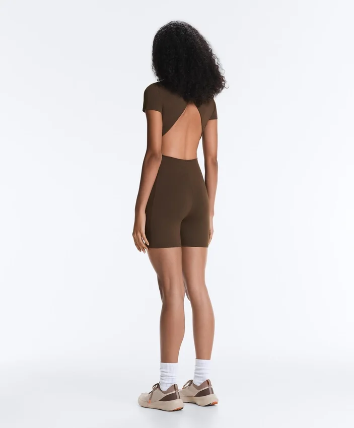 Tuta intera con zip Comfortlux in pantaloncini Tuta intera con zip Comfortlux in pantaloncini