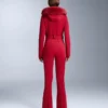 Tuta intera elasticizzata aderente e resistente all’acqua Tuta intera elasticizzata aderente e resistente all’acqua