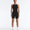 Tuta intera Evermove con schiena scoperta in pantaloncini Tuta intera Evermove con schiena scoperta in pantaloncini