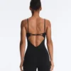 Tuta intera Evermove con schiena scoperta in pantaloncini Tuta intera Evermove con schiena scoperta in pantaloncini