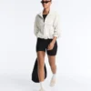 Tuta intera Evermove con schiena scoperta in pantaloncini Tuta intera Evermove con schiena scoperta in pantaloncini