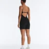 Tuta intera Evermove con schiena scoperta in pantaloncini Tuta intera Evermove con schiena scoperta in pantaloncini