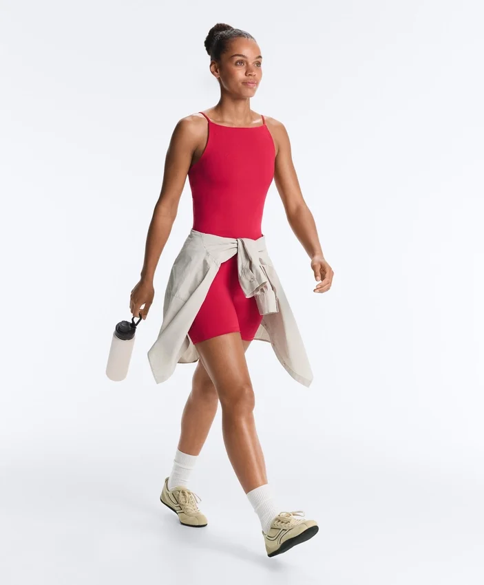 Tuta intera Evermove con schiena scoperta in pantaloncini Tuta intera Evermove con schiena scoperta in pantaloncini